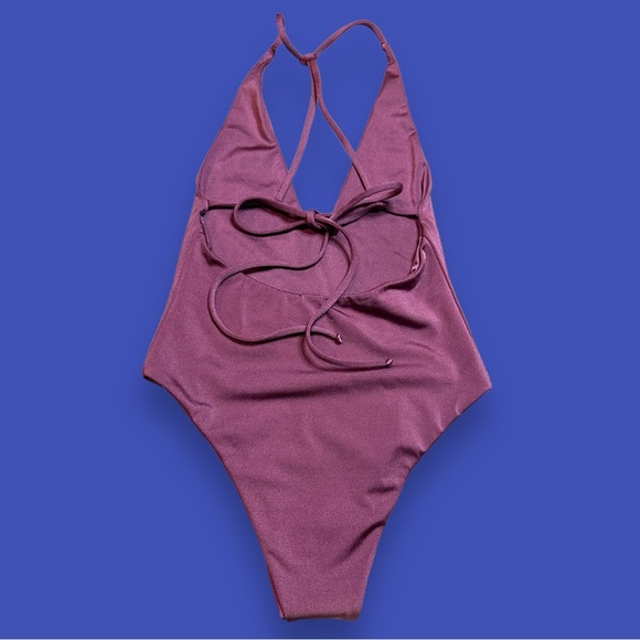 NWOT Jouse De Sable X REVOLVE Amber One Piece in metallic light plum. Size XS 🌴 - Picture 3 of 9